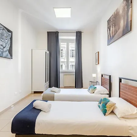 Apartament Colosseum Big 4 Bdr Ac With Terrace Rzym