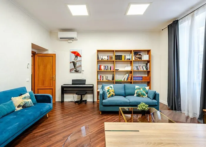 Colosseum Big 4 Bdr Ac With Terrace