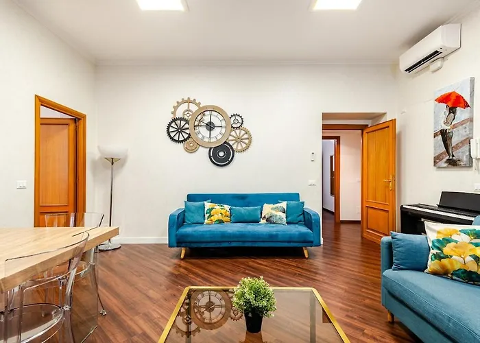 Colosseum Big 4 Bdr Ac With Terrace *